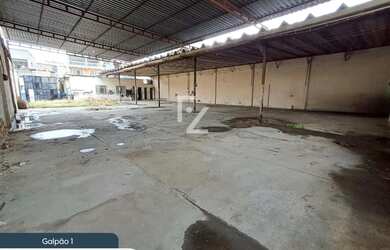 Imagem: O depósito possui 713m² de Área e está localizado em Irajá