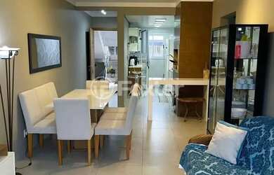 Imagem: A casa em condomínio possui 3 Dormitórios, 2 Banheiros, 1