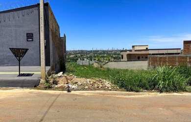 Imagem: Terreno de 250 m² à venda, por R$ 246.000 no Residencial Center