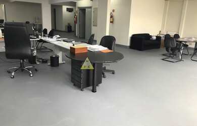 Imagem: O depósito possui 1.146m² de Área e está localizado em