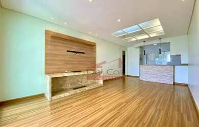 Imagem: O apartamento possui 3 Dormitórios, 1 Banheiro, 2 Vagas na