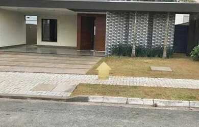 Imagem: A casa em condomínio possui 3 Dormitórios, 4 Banheiros, 4