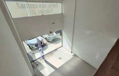 Imagem 3: Loja Praia Campista c/ 76m² de frente para o mar, mezanino, banheiro