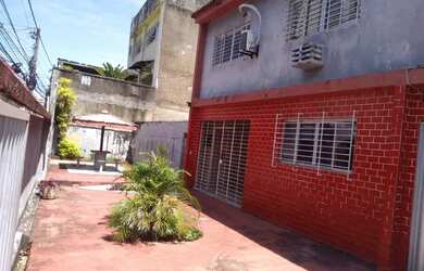 Imagem: Casa para aluguel e venda tem 800 metros quadrados com 5 quartos