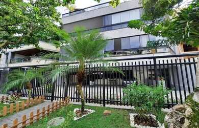 Imagem: O apartamento possui 3 Dormitórios, 2 Banheiros, 3 Vagas na