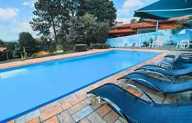 Imagem 2: Casa Jardim dos Pinheiros 5 vagas venda Atibaia