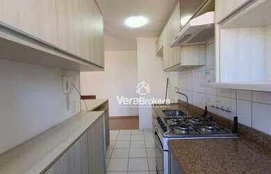 Imagem: O apartamento possui 3 Dormitórios, 1 Banheiro, 1 Vaga na garagem