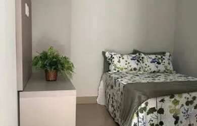 Imagem: A casa possui 1 Dormitório, 1 Banheiro, 1 Vaga na garagem