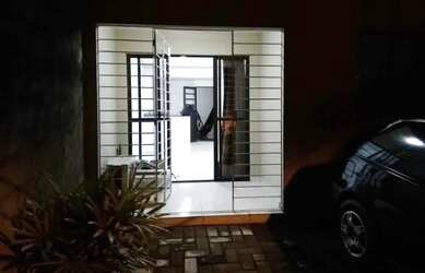 Imagem: A casa possui 2 Dormitórios e está localizado em Dois Irmãos