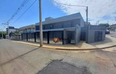 Imagem: A kitnet possui 1 Dormitório, 1 Banheiro, 1 Vaga na garagem