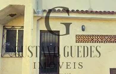 Imagem: O apartamento possui 2 Dormitórios, 1 Banheiro e está localizado