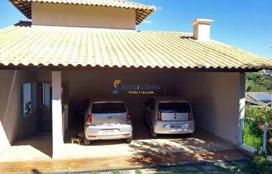 Imagem: A casa em condomínio possui 4 Dormitórios, 4 Banheiros, 4