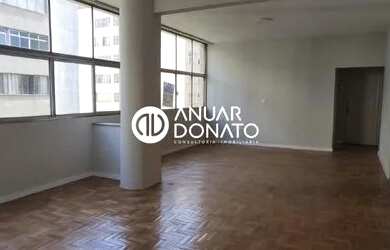 Imagem: O apartamento possui 4 Dormitórios, 2 Banheiros, 122m² de