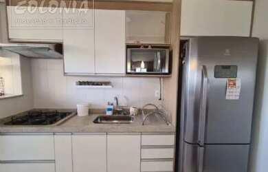 Imagem: O apartamento possui 2 Dormitórios, 1 Banheiro, 1 Vaga na garagem