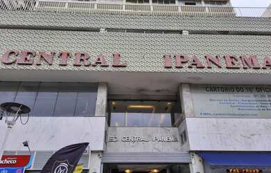 Imagem: O depósito possui 1 Vaga na garagem, 28m² de Área e está