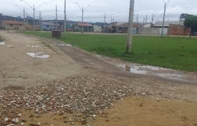 Imagem 5: Vendo uma casa com ponto comercial e Garagem na frente medindo 6 por 16