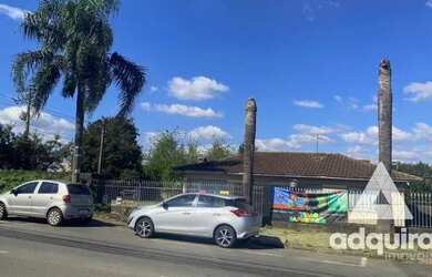 Imagem: A casa possui 3 Dormitórios, 1 Banheiro, 1 Vaga na garagem