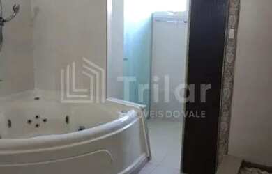 Imagem 10: Linda casa térrea em condomínio com 4 suítes todas com closet e 2 delas...