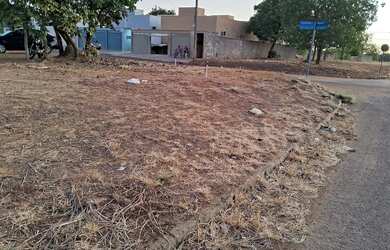 Imagem: O terreno possui 324m² de Área e está localizado em Plano