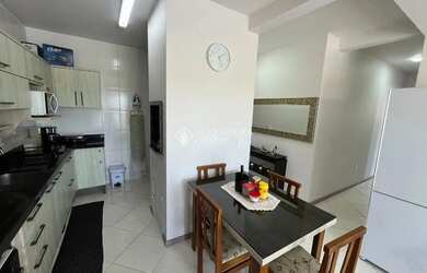 Imagem: O apartamento possui 2 Dormitórios, 1 Banheiro, 5 Vagas na