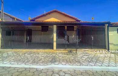 Imagem: A casa possui 4 Dormitórios, 3 Banheiros, 3 Vagas na garagem