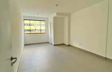 Imagem: O depósito possui 35m² de Área e está localizado em Glória