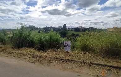 Imagem: O terreno possui 360m² de Área e está localizado em Santa