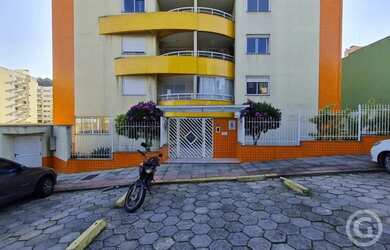 Imagem 2: Apartamento aconchegante com vista ampla no bairro Trindade - Florianópolis