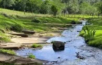 Imagem: A chácara possui 2.500m² de Área e está localizado em Padilha