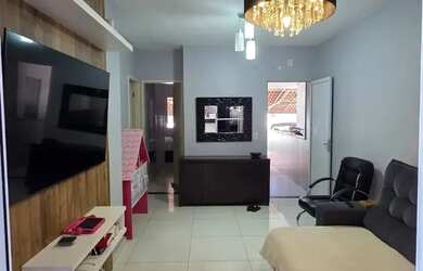 Imagem: A casa em condomínio possui 3 Dormitórios, 2 Banheiros, 2