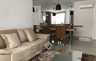 Imagem: O apartamento possui 1 Dormitório, 1 Banheiro, 2 Vagas na garagem