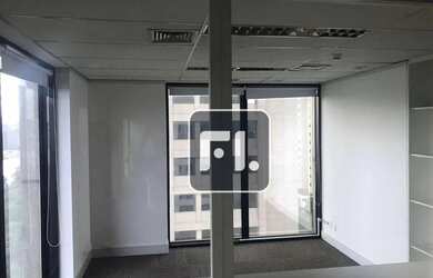 Imagem 8: Conjunto, 255 m² - venda por R$ 4.400.000,01 ou aluguel por R$ 24.427,01/mês...