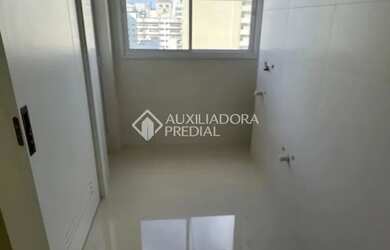 Imagem 14: Apartamento Luxuoso em Meia Praia, Itapema