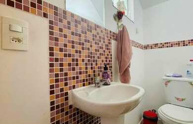 Imagem 2: Sobrado em Uvaranas Localização Previlegiada