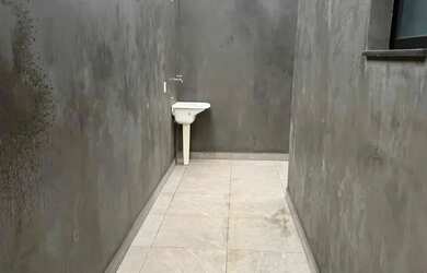 Imagem 8: Vende-se casa Setsul 2 Excelente Padrão de Construção