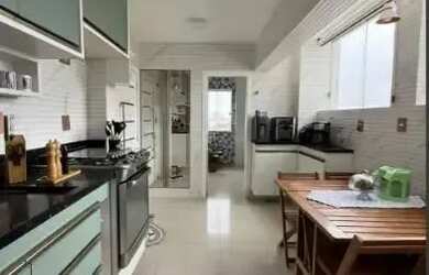 Imagem: O apartamento possui 3 Dormitórios, 2 Banheiros, 2 Vagas na