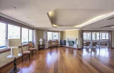 Imagem: O apartamento possui 3 Dormitórios, 5 Banheiros, 3 Vagas na