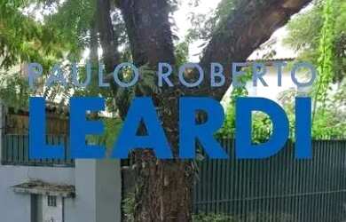 Imagem: O depósito possui 5 Vagas na garagem e 270m² de Área e está