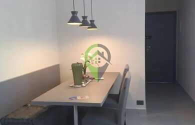 Imagem: O apartamento possui 1 Dormitório, 1 Banheiro, 1 Vaga na garagem