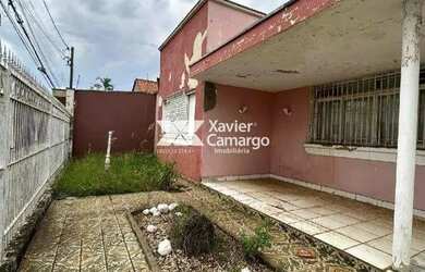 Imagem: O depósito possui 1 Vaga na garagem, 219m² de Área e está