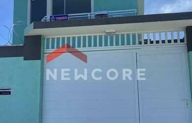 Imagem: A casa possui 2 Dormitórios, 3 Banheiros, 1 Vaga na garagem