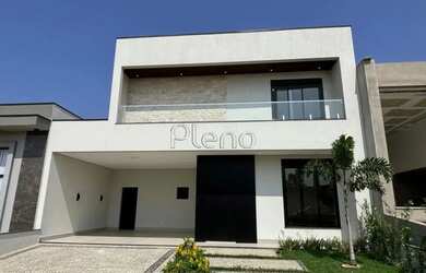 Imagem: A casa em condomínio possui 4 Dormitórios, 5 Banheiros, 4