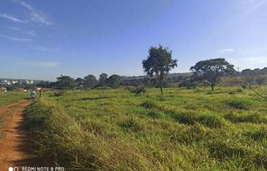 Imagem: O terreno possui 20.000m² de Área e está localizado em Jaboticatubas