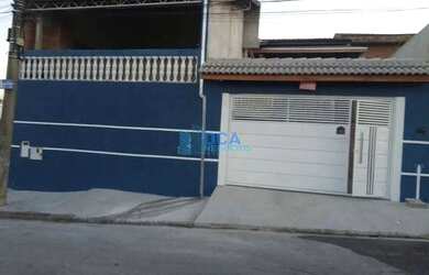 Imagem: A casa possui 3 Dormitórios, 4 Banheiros, 5 Vagas na garagem