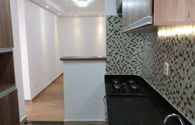 Imagem: O apartamento possui 2 Dormitórios, 1 Banheiro, 1 Vaga na garagem