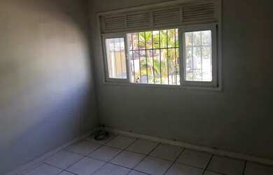 Imagem: A casa possui 2 Dormitórios, 1 Banheiro, 65m² de Área e