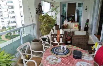 Imagem: O apartamento possui 3 Dormitórios, 5 Banheiros, 5 Vagas na