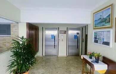 Imagem: O apartamento possui 1 Dormitório, 2 Banheiros, 1 Vaga na garagem