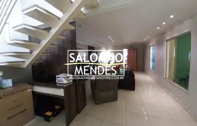 Imagem: A casa possui 3 Dormitórios, 5 Banheiros, 5 Vagas na garagem