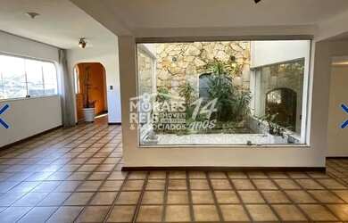 Imagem: A casa à venda possui 4 Dormitórios, 4 Banheiros, 3 Vagas